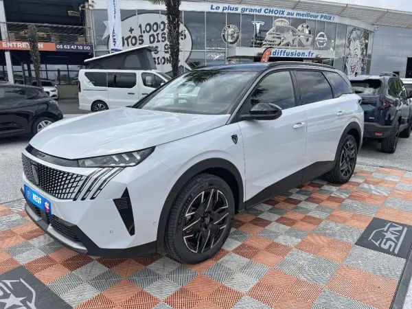Peugeot 5008