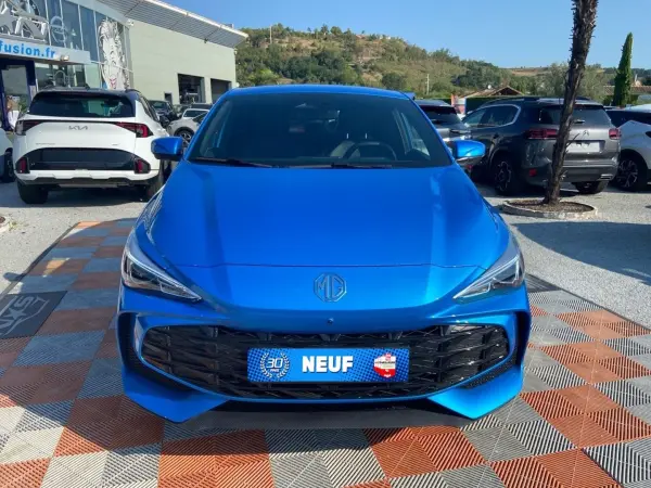 MG MG3 1.5 HYBRID + 195 LUXURY GPS Caméra 360° JA 16" - Photo 2