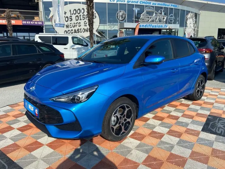 MG MG3 1.5 HYBRID + 195 LUXURY GPS Caméra 360° JA 16"