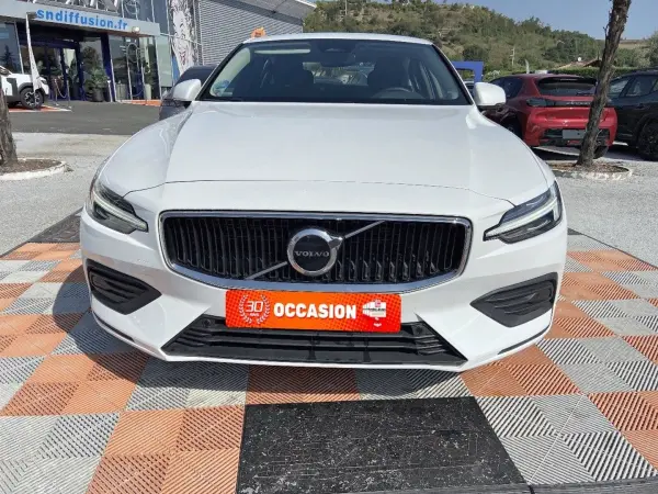 Volvo S60 B4 197 MHEV BVA CORE + GPS Caméra - Photo 2